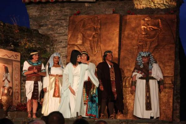 569E8D2DDA-16F0-1ADE-488D-D4E617ECF2B9.jpg